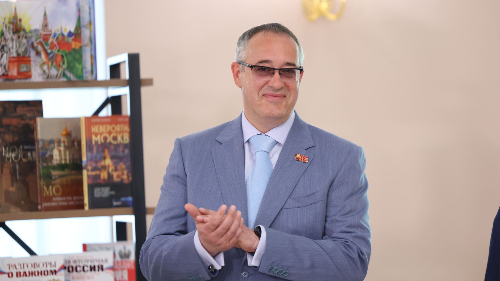 19.05.2026. Алексей Шапошников: В век цифровых технологий книга никуда не исчезает