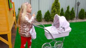 Алиса играет в сюжетные игры для детей ! Alice  play in playhouse