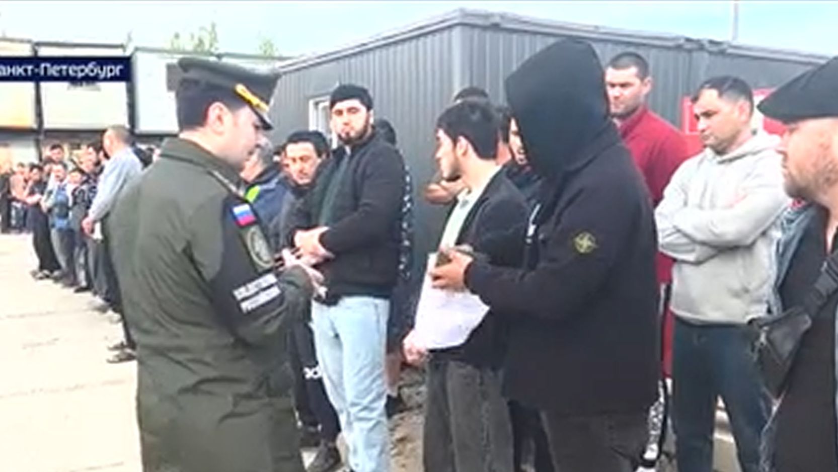 Военные следователи СК России провели масштабный рейд в Санкт-Петербурге. смотреть онлайн