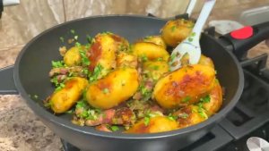 Очень вкусный рецепт жареной картошки.