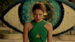 Kenzo World Маргарет Куэлли