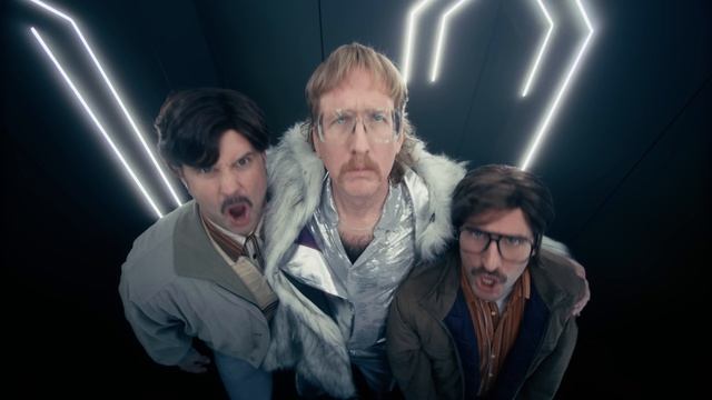 Electric Callboy - ELEVATOR OPERATOR смотреть онлайн