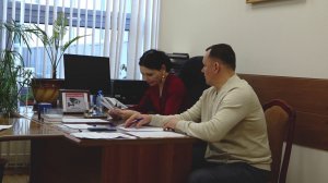 ИДУТ ДЕСЯТКАМИ: НА ПРИЁМЕ У ИРИНЫ ИВАНОВОЙ ВНОВЬ ПОЛНО ЛЮДЕЙ