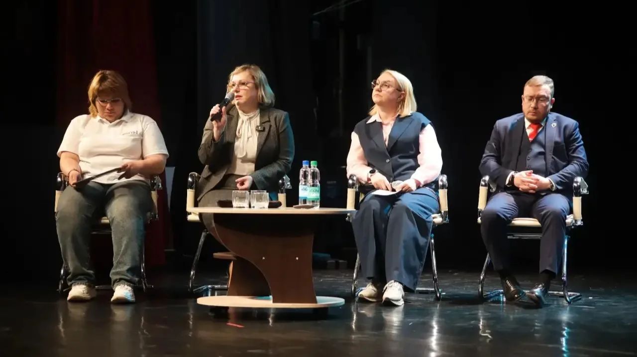 В Корсакове прошла сессия «Песочница: создаем профиль  профессионального  будущего Сахалина»