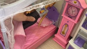 Малыш Барби и ЭНДЕРМЕНА какой он? Алиса играет в кукол ! Barbie Enderman and babydoll