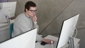 Студенты стали чаще использовать ИИ для написания дипломных работ