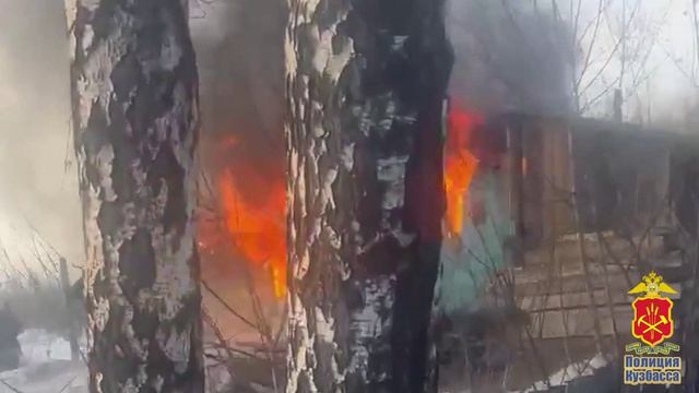 Житель Прокопьевска предстанет перед судом по обвинению в поджоге дома бывшей возлюбленной смотреть онлайн