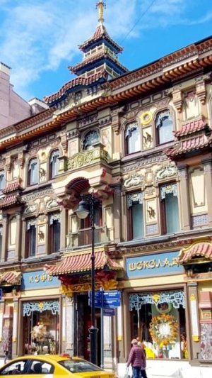 «Китайская шкатулка» купца Перлова  на Мясницкой: единственный в Москве чайный дворец в стиле пагоды