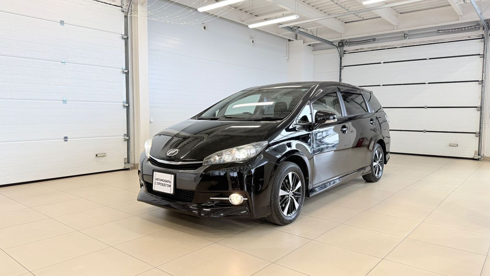 Toyota Wish, 2014 год