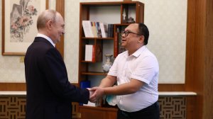 Встреча с Пэн Паем
