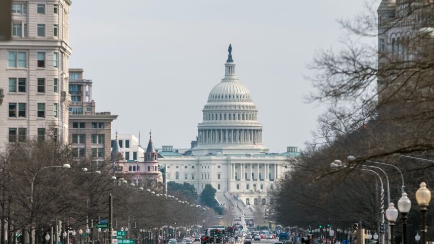 Мошенничество и коррупция: в США представили доклад о расследовании хищения оружия на Украине