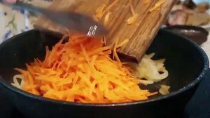 Превосходный булгур с курицей на сковороде. Очень вкусное и полезное блюдо. Обзор приготовления
