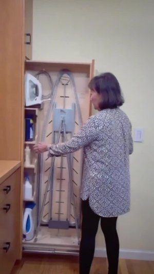 В каждой квартире есть вещь, которая вечно мозолит глаза и мешает жить. Даже дизайнеры врут, что ...