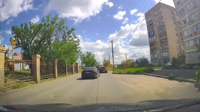 Не туда пошла