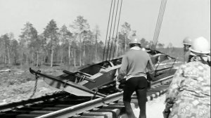 1977 год. Тюменская область. Укладка железнодорожного полотна