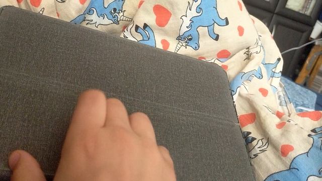 планшет 😭😭😭😭😭😭😭 смотреть онлайн
