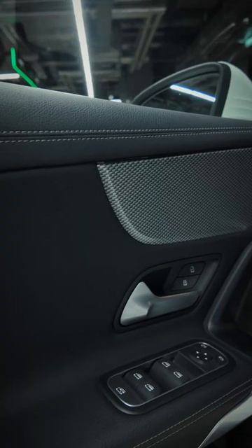 Привезли Mersedes-Benz A180L из Китая для Дарьи! #авто #отзыв