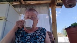 Муж уехал а я осталась .