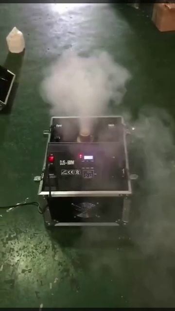 Yellow River YR-F800H — профессиональная Haze-машина с двойным генератором тумана мощностью 800 Вт