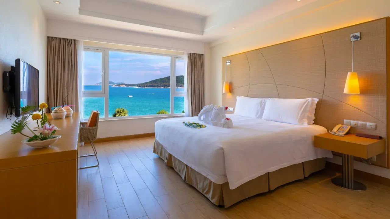 Отель Ocean View Resort Yalong Bay, Санья, Китай. Семейный номер улучшенный.