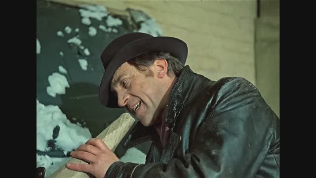 Капитан Желглов предлагает вам сдаться! Фрагменты из фильма ″Место встречи изменить нельзя″ 1979 г.