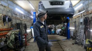 МЕНЯЕМ ТОРМОЗНЫЕ ТРУБКИ КИА СОРЕНТО ДИЗЕЛЬ 2002