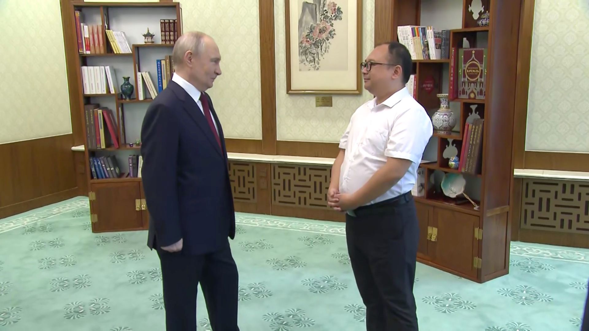 Встреча с Пэн Паем