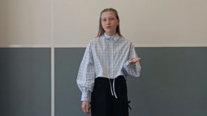 Агния Барто «Леночка с букетом» читает Залепа Милана