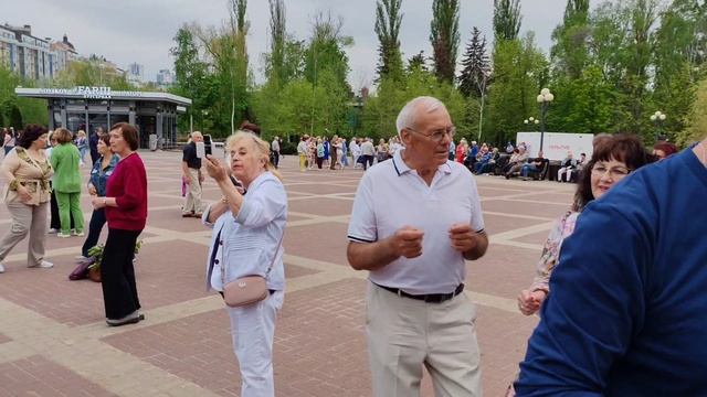 майские дни.Я иду....