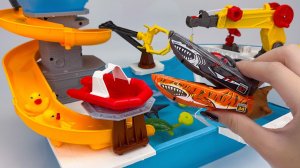 Корабль с водной горкой 🦈🚤 Игровой набор! Распаковка и Обзор ярких игрушек! Мультики для детей!