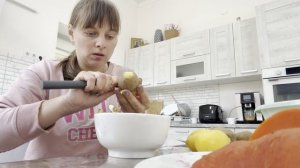 Всё успеть за один день: домашняя еда, огород и честный разговор о комментариях.ИЗ ГОРОДА В ДЕРЕВНЮ
