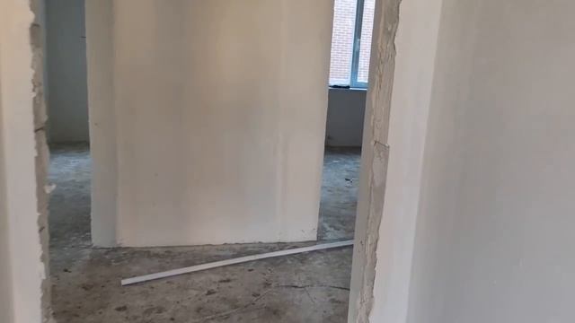 15859552750328