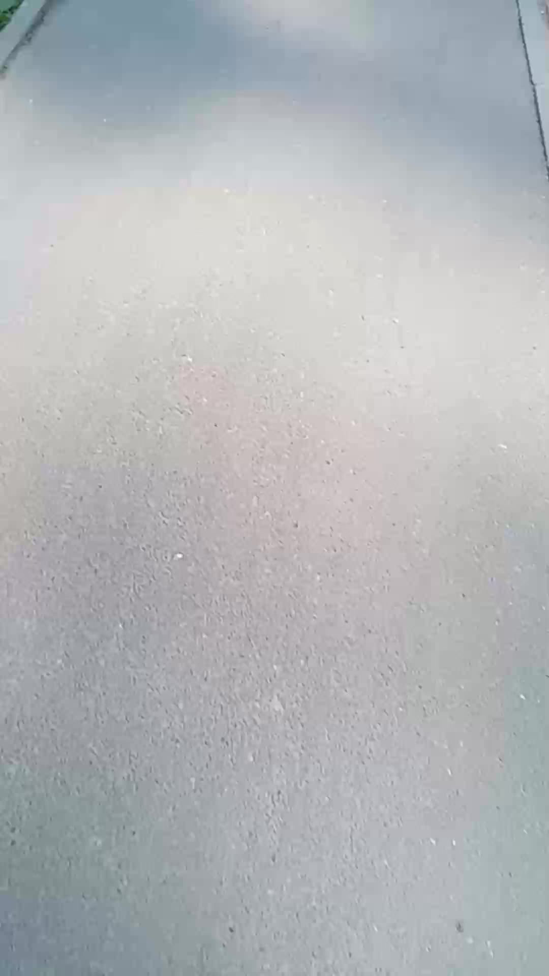 в школу