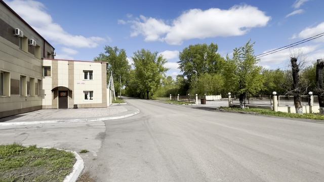 улица Ушакова, 1