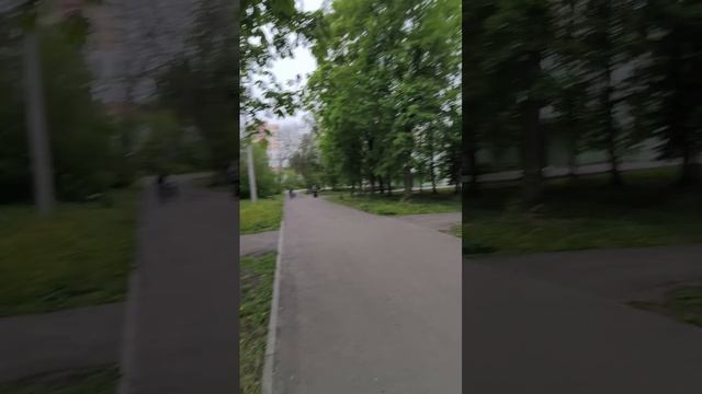 прогулка в комсомольском парке Пенза / май 2026 смотреть онлайн