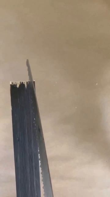 Как говорится, ломать - не строить. Но это явно не относится к этому мастеру.