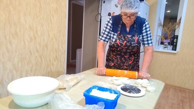 ЖИЗНЬ В СЕЛЕ:ЧАСТЬ2/НЕ УСПЕВАЮ ЛЕПИТЬ