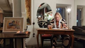 Лиза Лавинская читает свою прозу