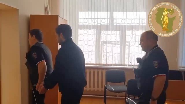 Тело трёхмесячного мальчика нашли на днях в квартире в уфимском Инорсе.

Предварительно, в момент см