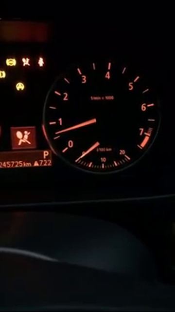 БМВ Е90 N52b25 плавают холостые обороты Подскажите причину