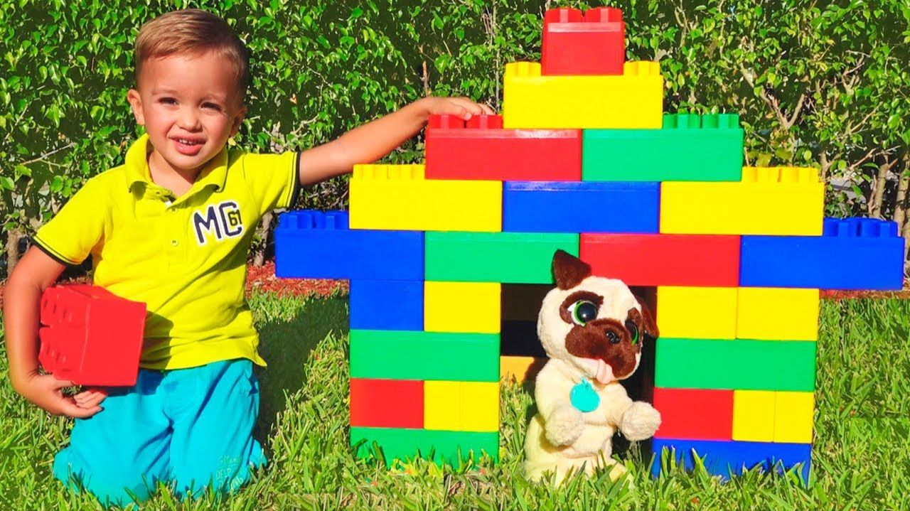 Vlad And Nikita Play With Colored Blocks