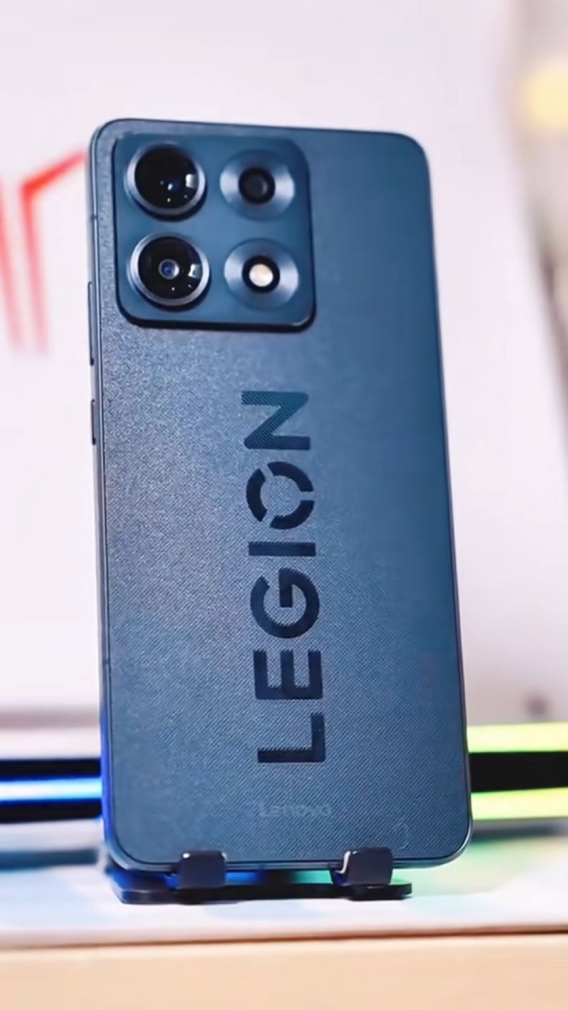 Lenovo Legion Y70 New Generation -Батя в Здании!🎮 Первое знакомство c Топом из поднебесной #shorts