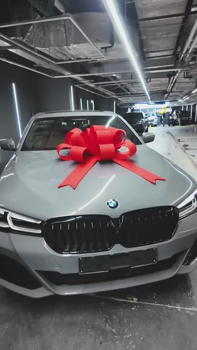 Вручаем BMW 530i из Южной Кореи клиенту Freedom Motors - Отзыв