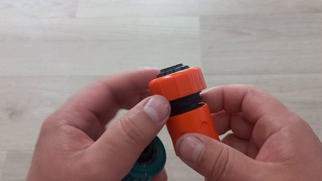 как выбрать качественный быстросъём для садового шланга