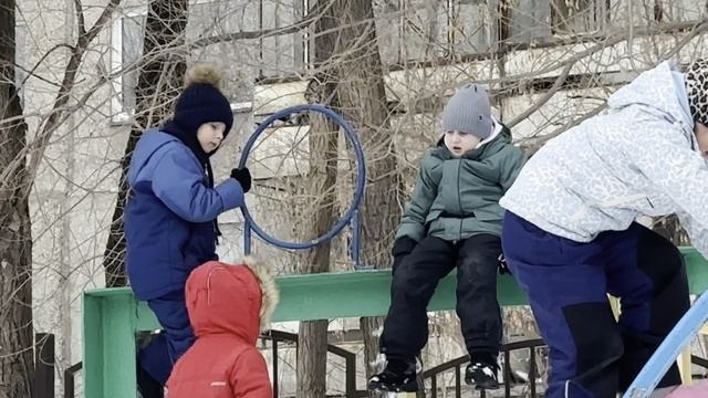 Семейный ВЛОГ Новосибирск❄️ Многодетная семья Перевязов: воскресенье с детьми