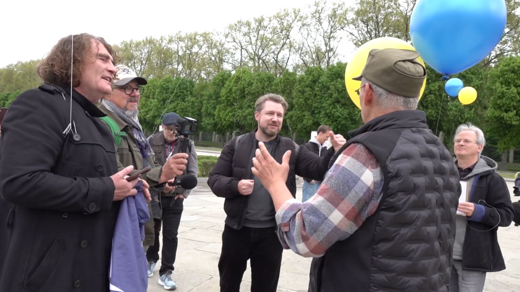 Rüdiger Hoffmann Vs. Agent-Provokateure Berlin-Treptow Tag Des Sieges 9. Mai 2026