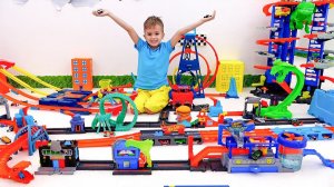 Влад и Ники развлекаются с игрушечными машинками # Hot Wheels City# испытание слаймов