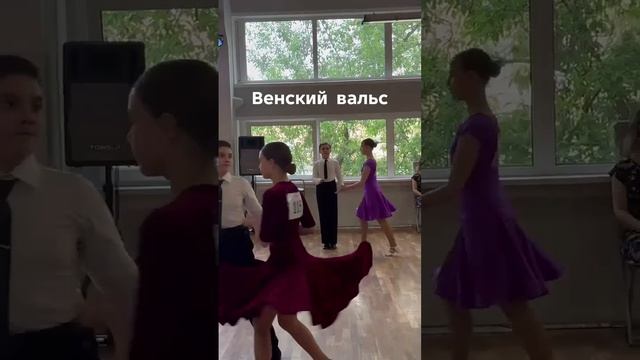 Марк,Полина,Юра,Даша,Саша,Ира,Дима,Юля