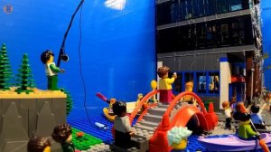 LEGO - как вода затапливает  небоскрёб. Видео детям