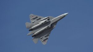 Начались испытания новой версии двухместного истребителя Су-57